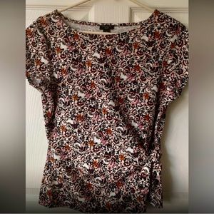 Ann Taylor Scoop neck Floral Blouse Medium Petite